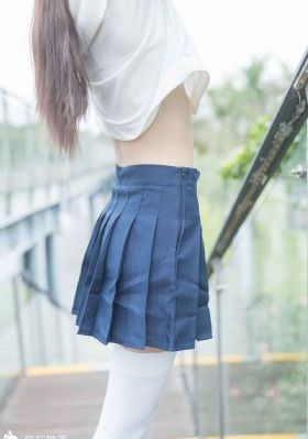电影 游泳池 完整在线播放_4K电影在线看